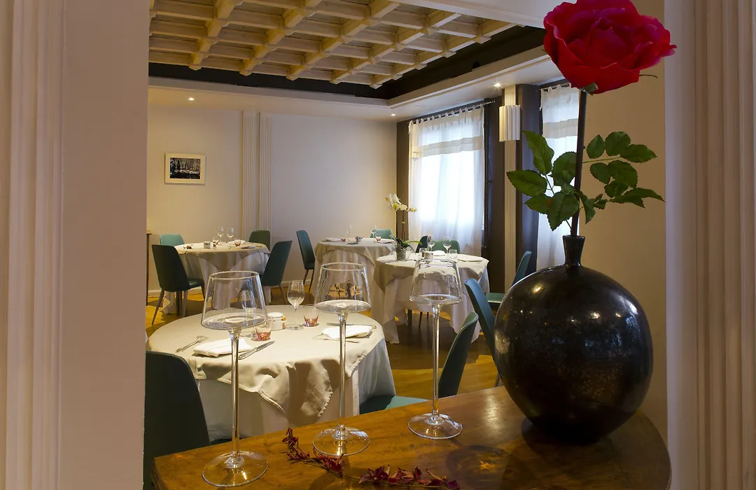 The Originals Boutique, Hôtel du Pont Roupt, Mende (Inter-Hotel)-1